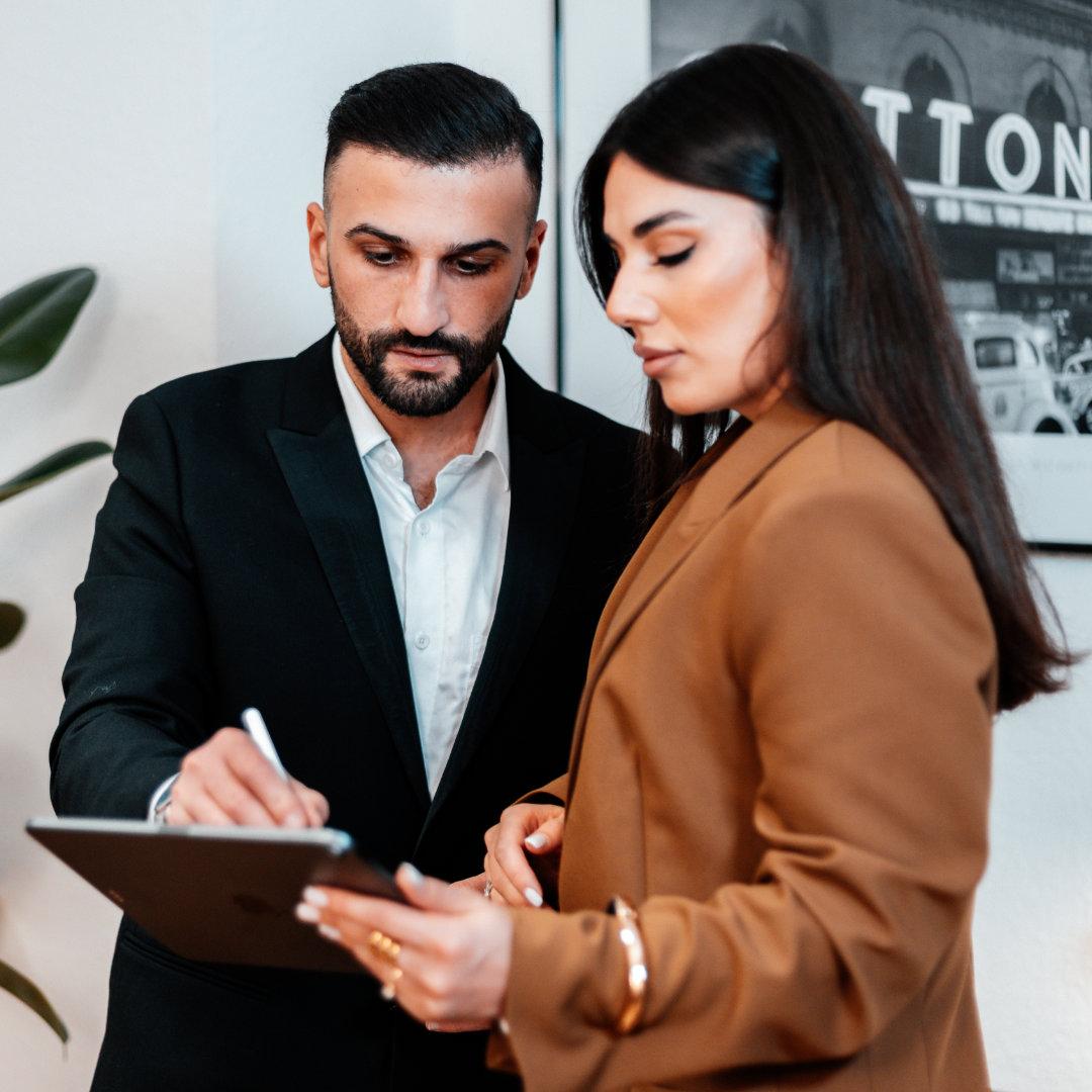 Immobilienmakler Besprechung